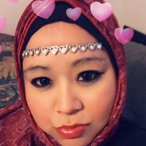 Meet your Posher, Polly